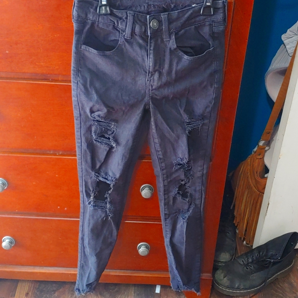 AE black, destructed high rise jeggings crop